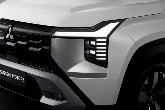 Eksterior Mitsubishi Destinator