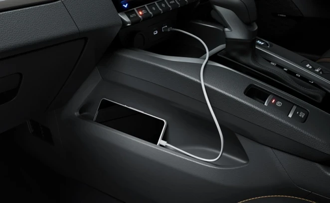 Mitsubishi Banten Interior xforce